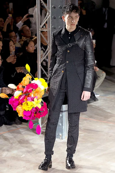 Look 33